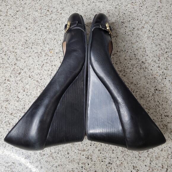 Cole Haan Grand OS Black Leather Closed Round Toe Gold Buckle Wedge Heel✨️9B - Picture 8 of 15